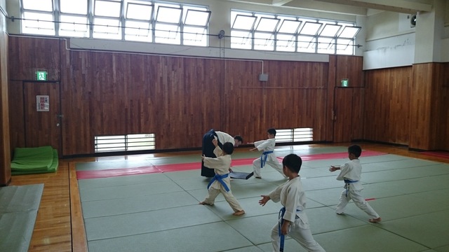 体の変更（二）前の膝チェック.JPG